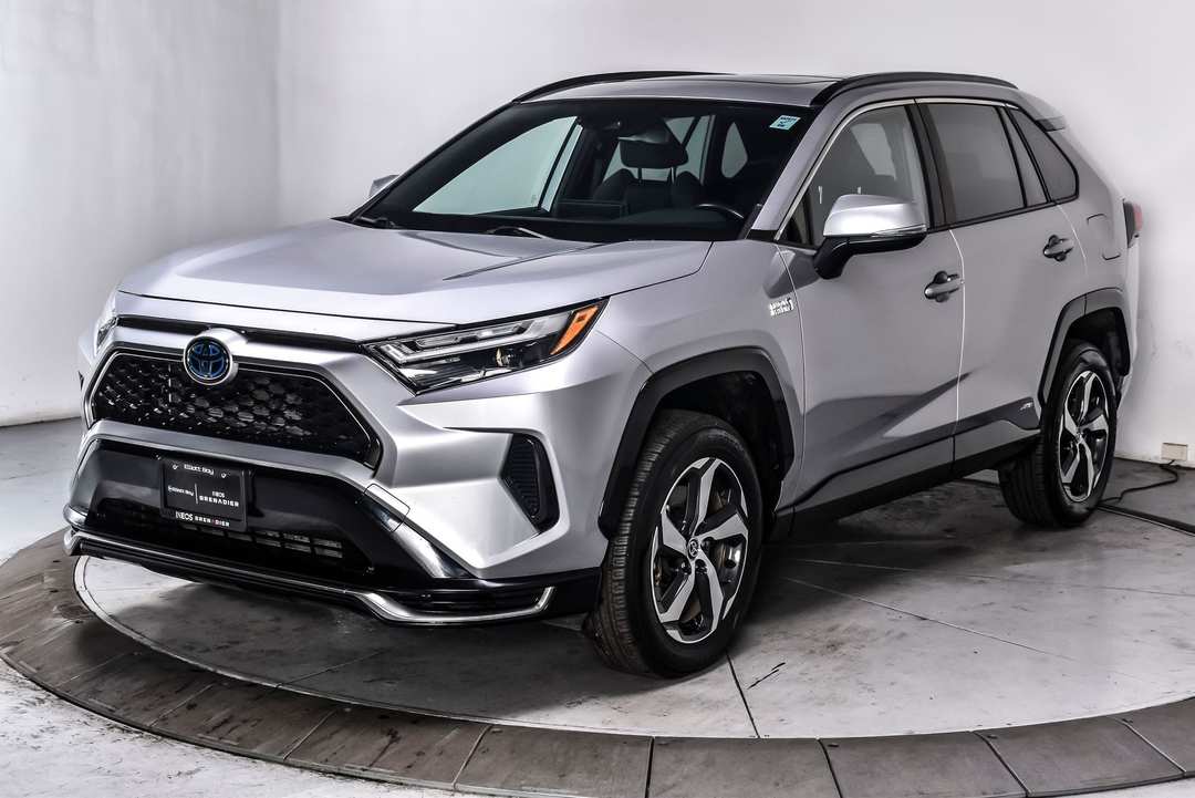 2022 Toyota Rav4 Prime SE - Image 2