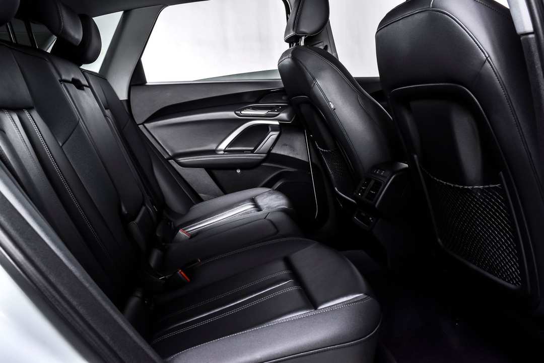 2025 Audi Q5 Premium - Photo 22