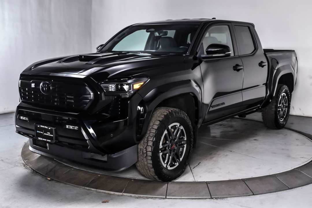 2024 Toyota Tacoma TRD Sport - Image 3