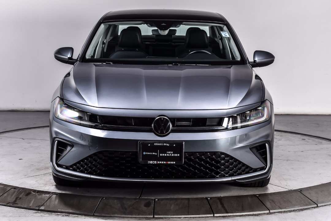 2025 Volkswagen Jetta 1.5T SE - Image 2
