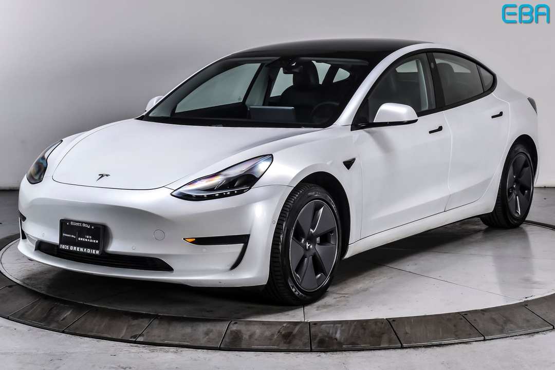 2021 Tesla Model 3 Standard Range Plus - Image 2