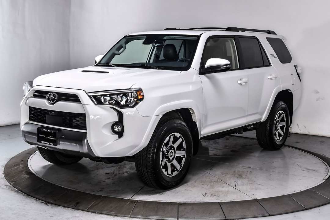 2024 Toyota 4Runner TRD OffRoad Premium - Image 2