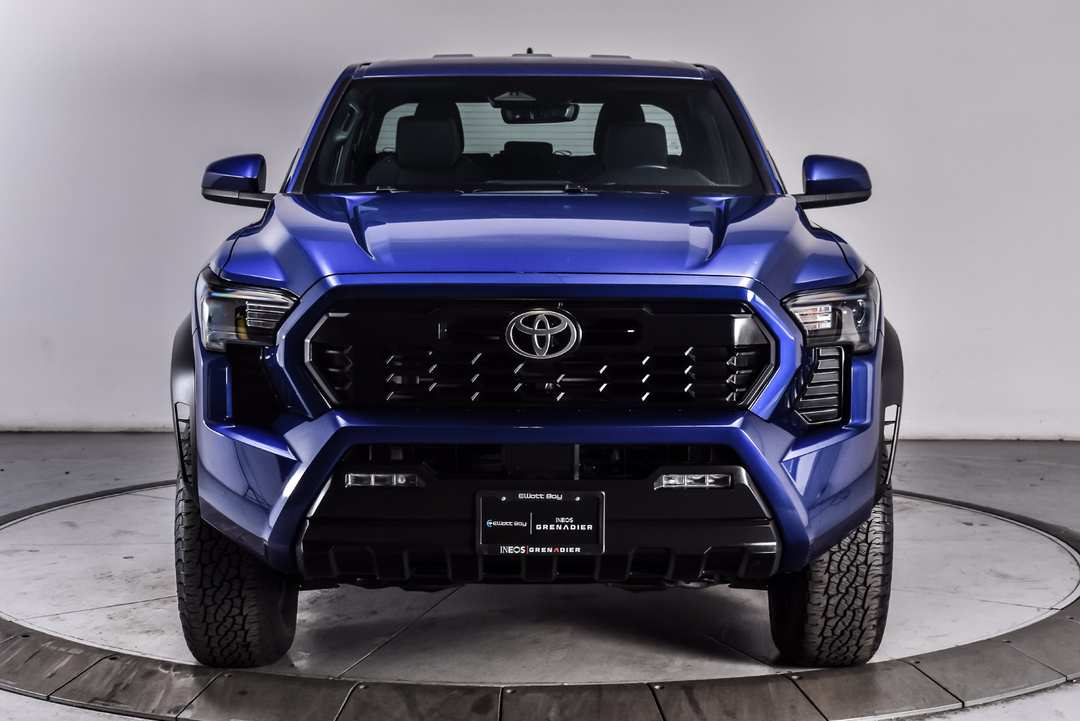 2024 Toyota Tacoma TRD OffRoad - Image 2