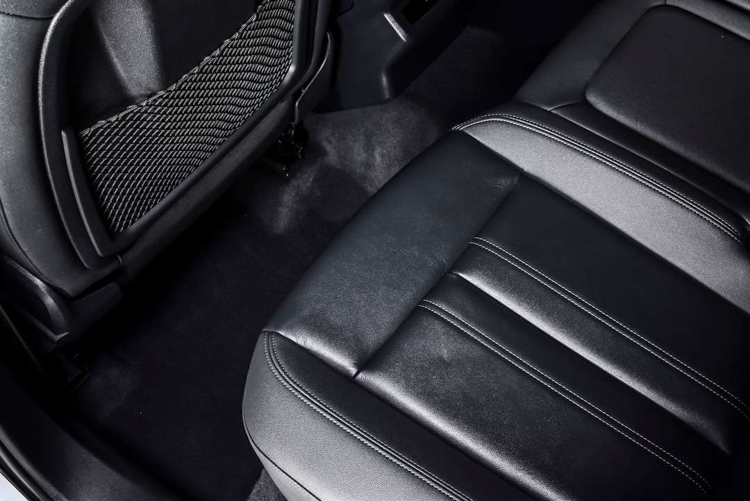 2025 Audi Q5 Premium - Photo 21