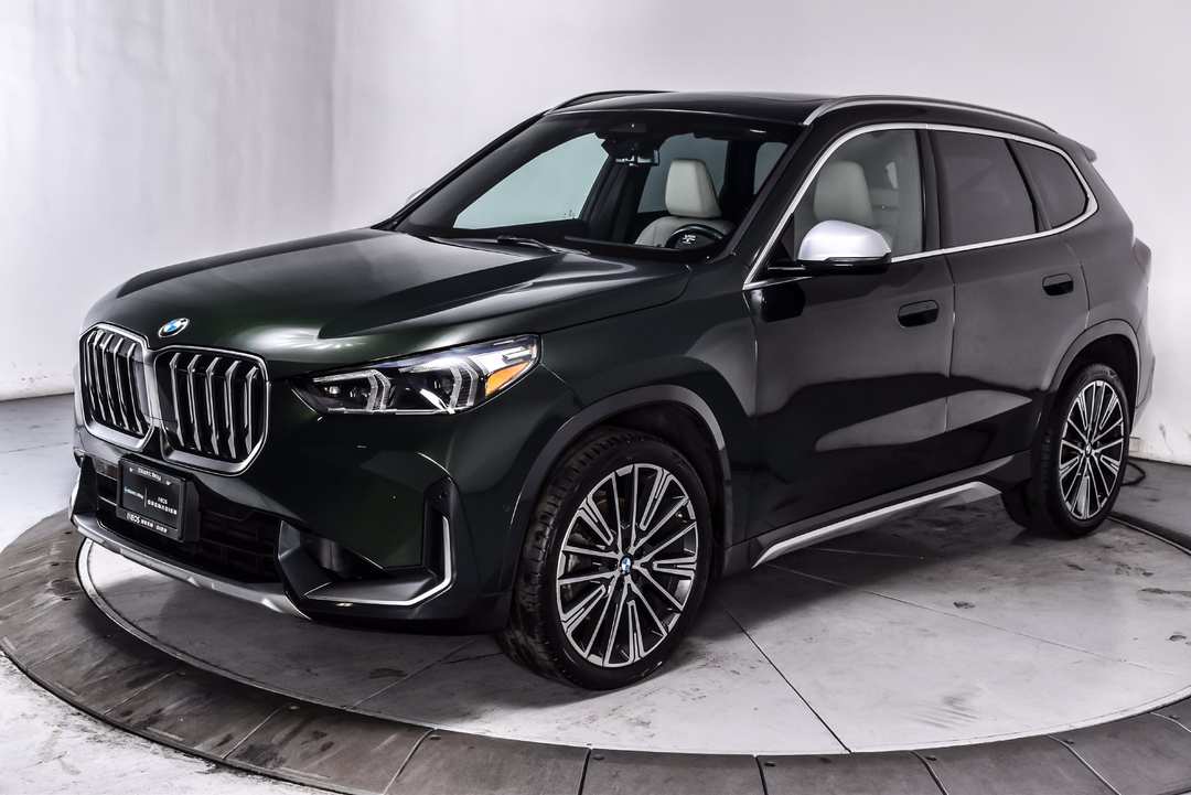 2023 BMW X1 xDrive28i - Image 3
