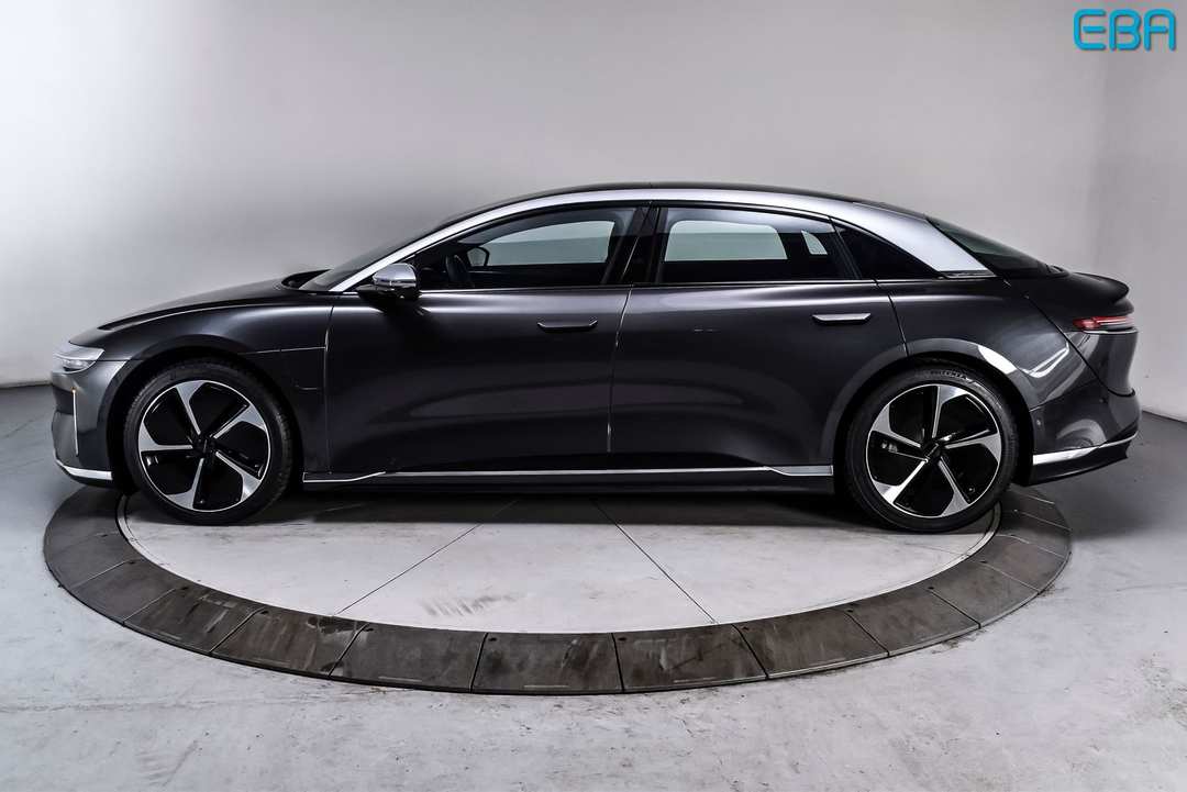 2023 Lucid Air Grand Touring - Image 3