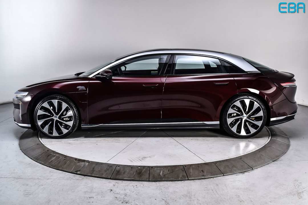 2023 Lucid Air Touring - Image 3