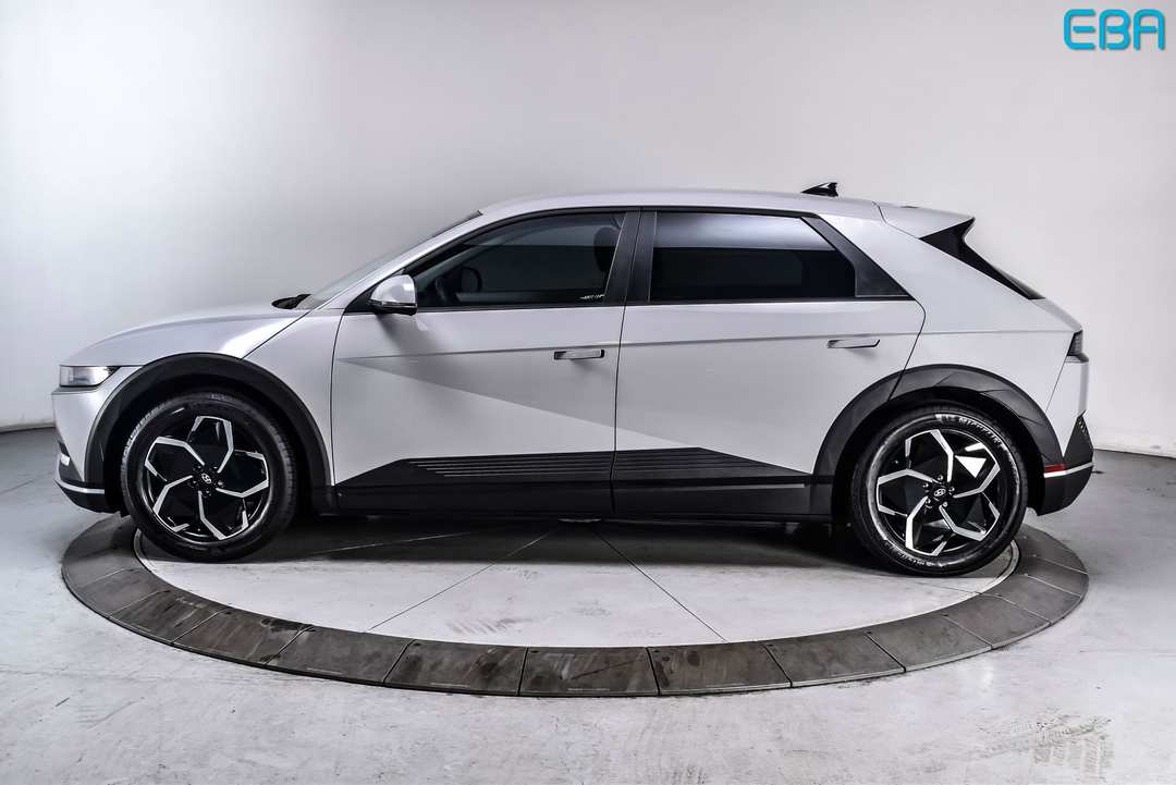 2024 Hyundai Ioniq 5 SEL - Image 3