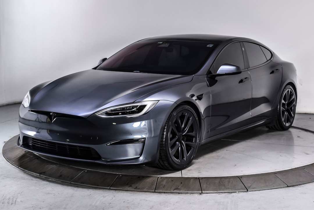 2021 Tesla Model S Plaid - Image 2