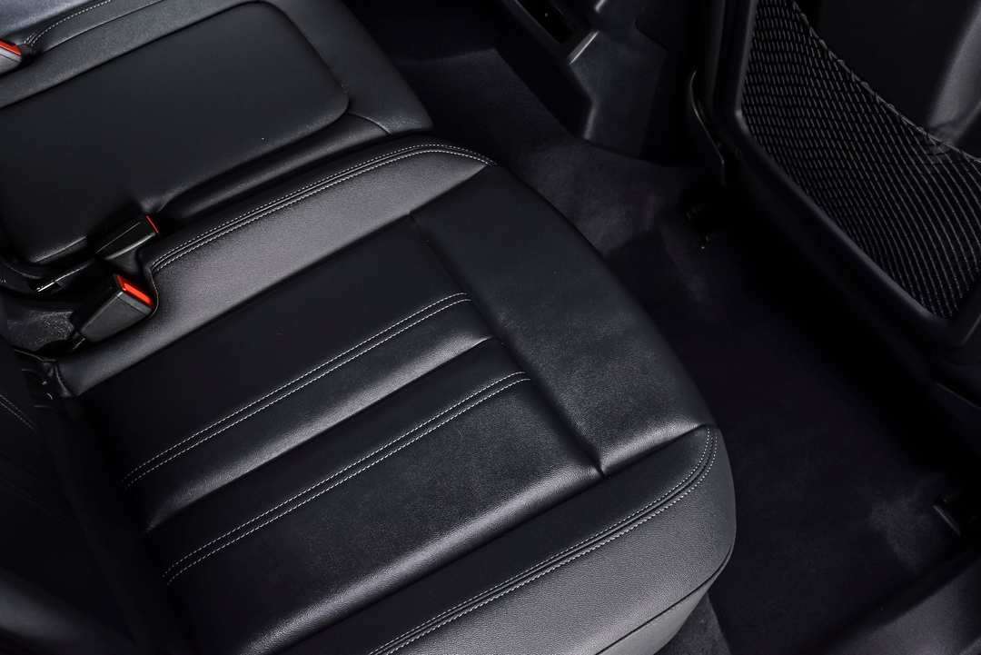 2025 Audi Q5 Premium - Photo 23