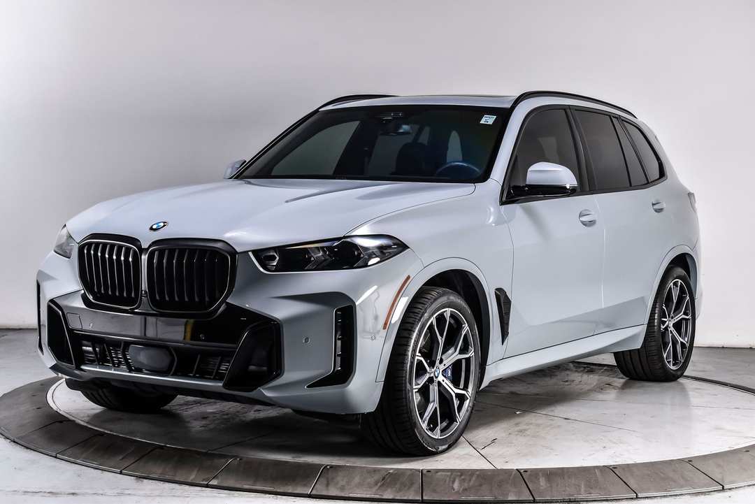 2024 BMW X5 xDrive40i - Image 2