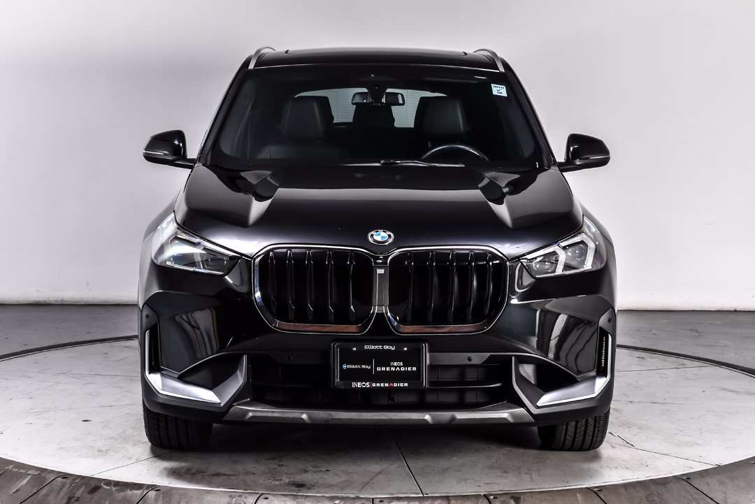 2023 BMW X1 xDrive28i - Image 2