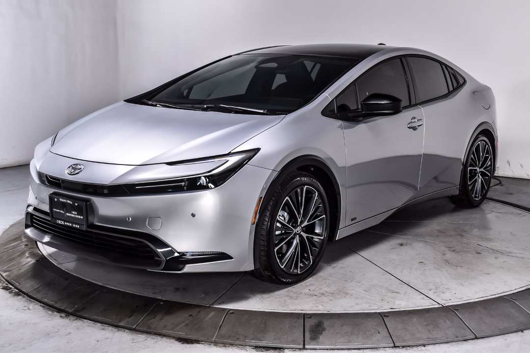 2027 Toyota Prius Limited - Image 3
