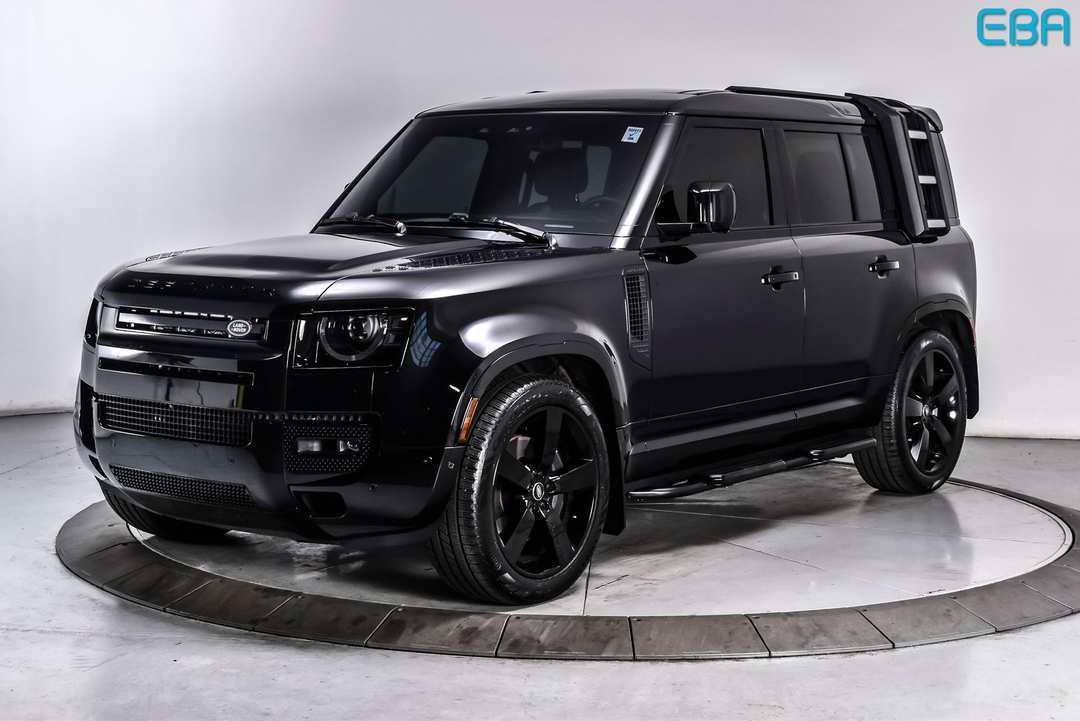2025 Land Rover Defender 110 XDynamic SE - Image 2