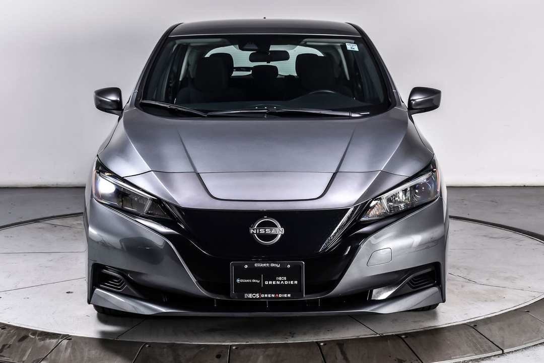 2023 Nissan LEAF S - Image 2