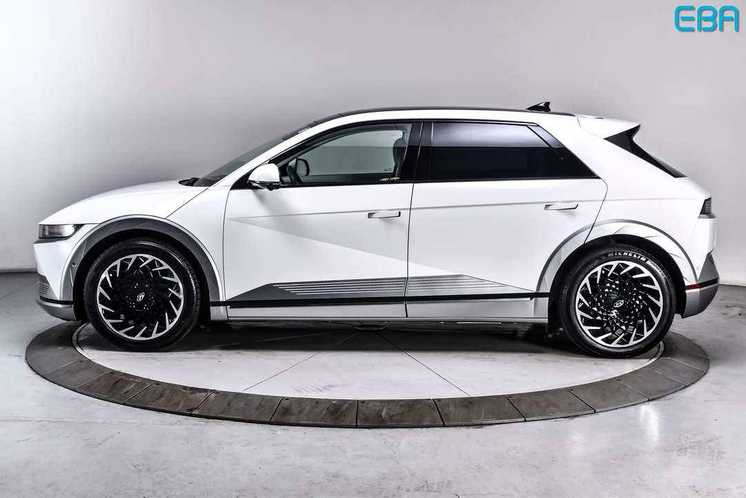 2024 Hyundai Ioniq 5 Limited - Image 3