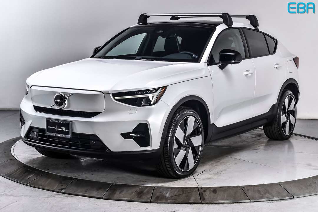 2023 Volvo C40 Recharge Pure Ultimate - Image 2