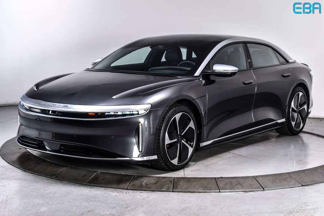2023 Lucid Air Grand Touring - Image 2