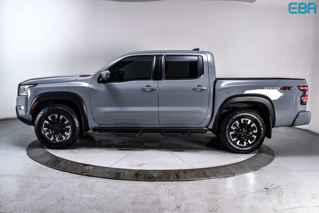 2023 Nissan Frontier PRO4X - Image 3