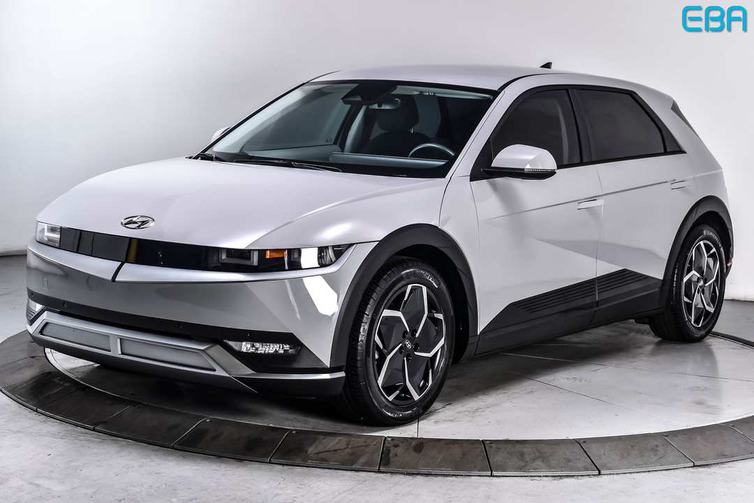 2024 Hyundai Ioniq 5 SEL - Image 2