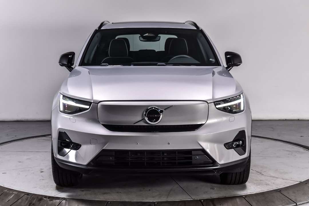 2024 Volvo Xc40 Recharge Pure Ultimate - Image 2