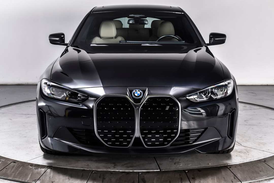 2023 BMW I4 eDrive40 - Image 3
