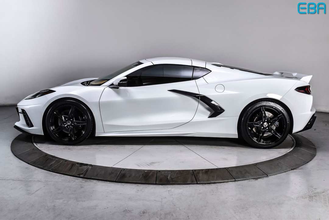 2023 Chevrolet Corvette Stingray - Image 3