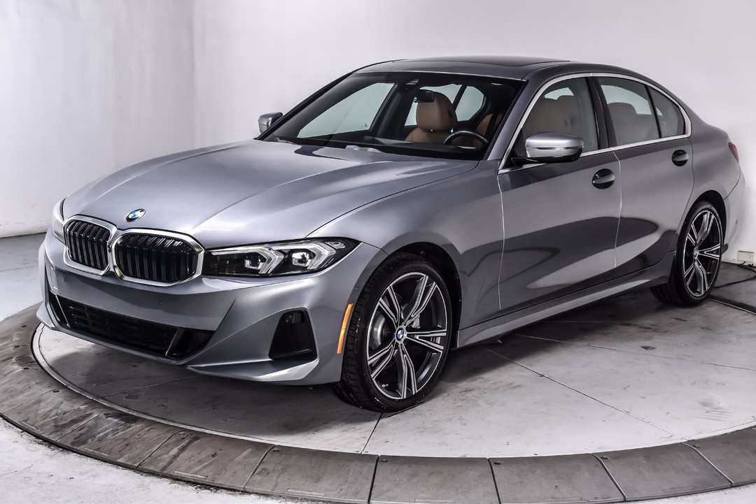 2024 BMW 3 Series 330i xDrive - Image 3