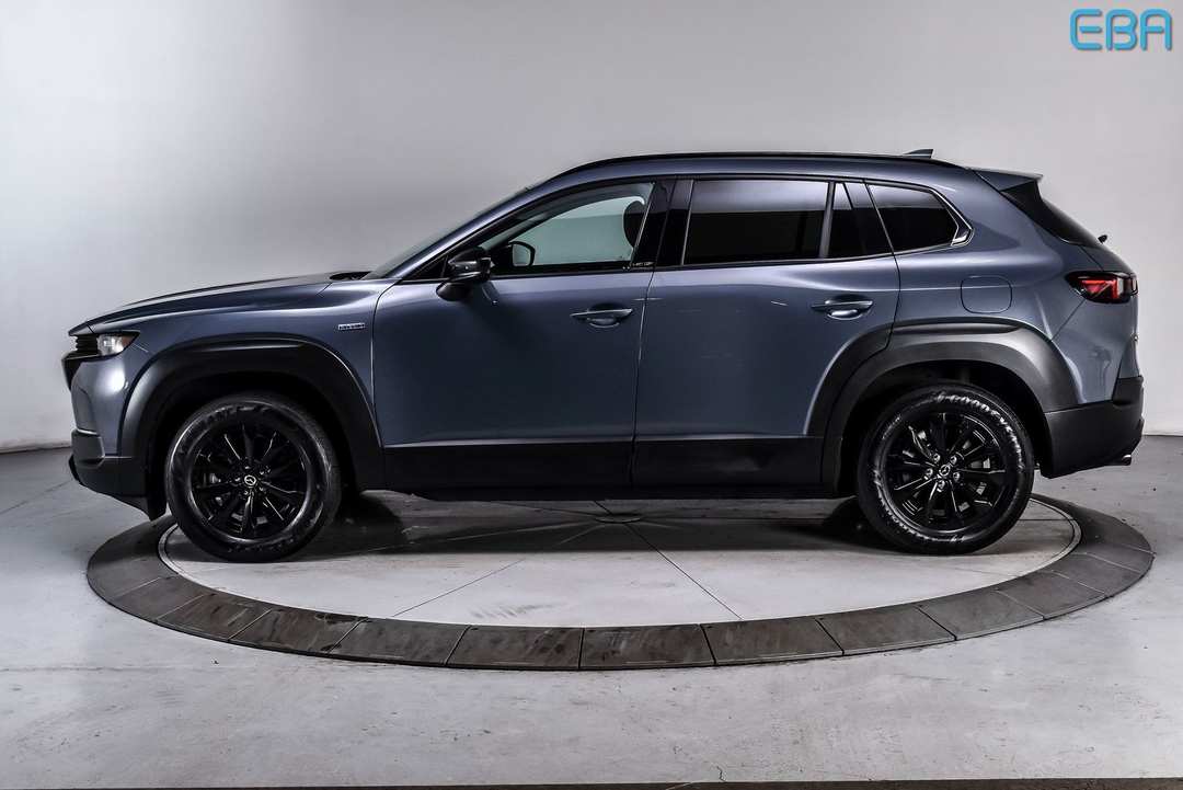 2025 MAZDA Cx-50 Hybrid Premium - Image 3