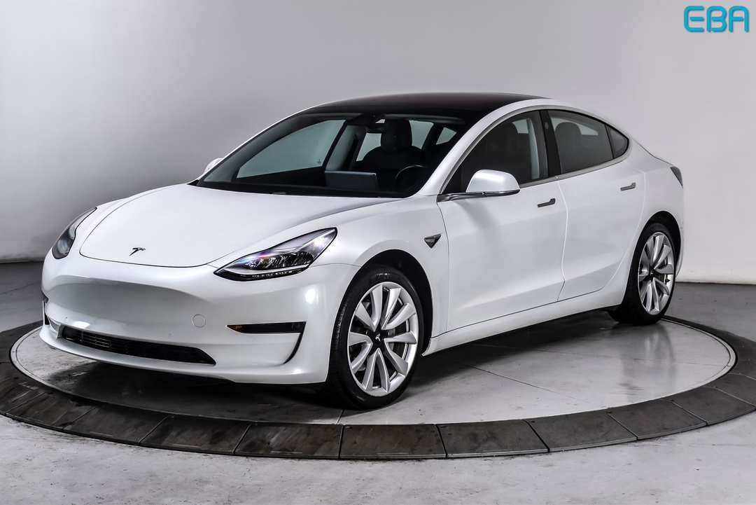 2019 Tesla Model 3 Standard Range Plus - Image 2
