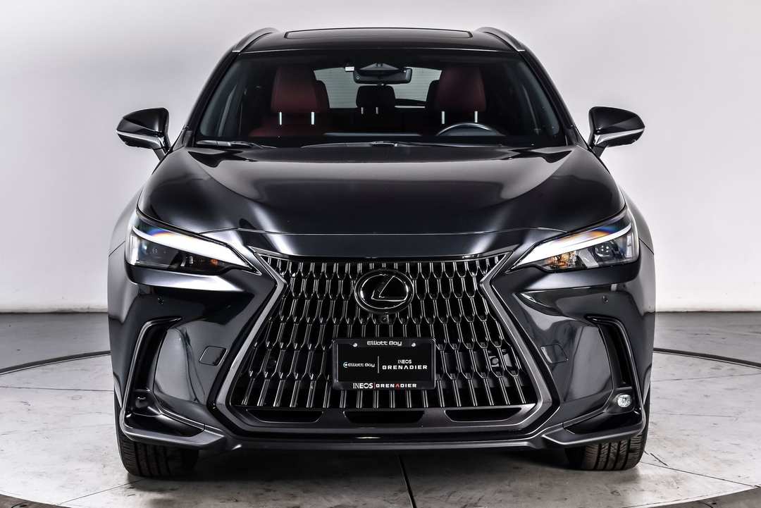 2024 Lexus NX 350h Premium - Image 2
